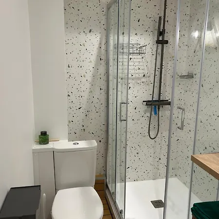 Comme Chez Soi Апартаменты *